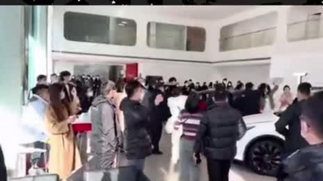 ⁣Tesla Owners in China are Demanding a Refund