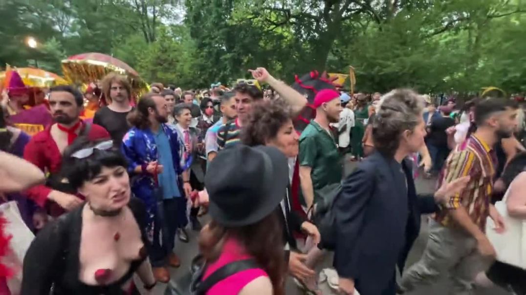⁣Part 1 - NYC Drag Marchers Chant "We're Coming for Your Children" and at "Seattl