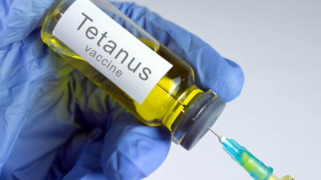 ⁣John O’Looney Warns About a Woman’s Experience with a Tetanus Injection