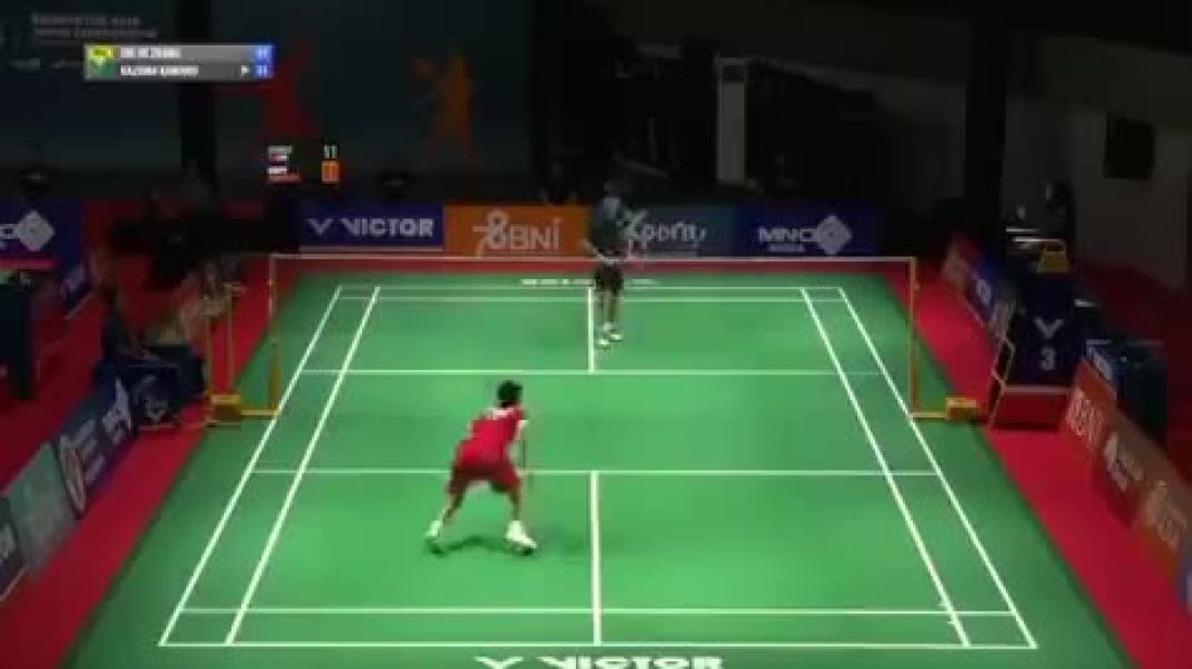 ⁣17-year-old Chinese badminton player Zhang Zhijie goes into Cardiac Arrest and dies as he collapsed 