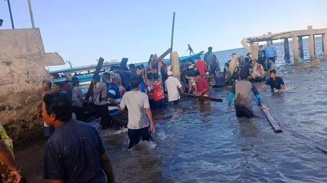 ⁣Bridge Collapses in Indonesia as Crowd Gathered for Local Election Speech