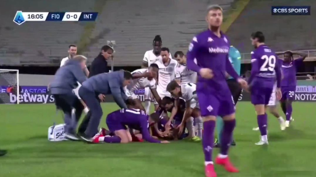 Italian Footballer Collapses on Pitch During Crunch Serie A Tie - VIDEO WARNING