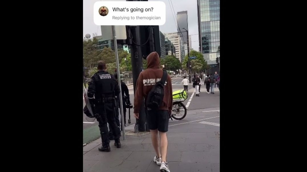 ⁣‘F*ck off!’: Aussie Cops Snap at Conservative Online Blogger’s Simple Request