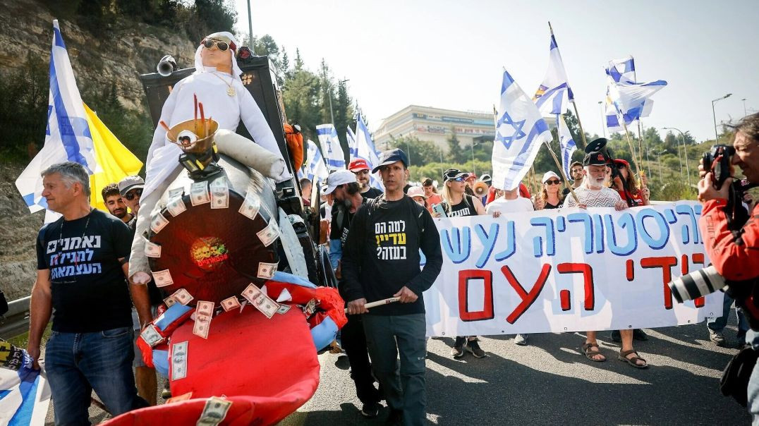 ⁣Protesters March Toward Jerusalem, Joining Crowds Near the Knesset, Against Netanyahu’s Plan