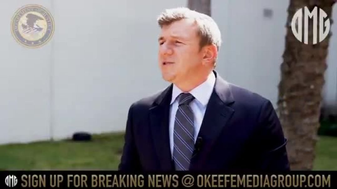 ⁣James O'Keefe Posted a Video Showing Attorney General Pam Bondi at a Restaurant a Few Days Ago,