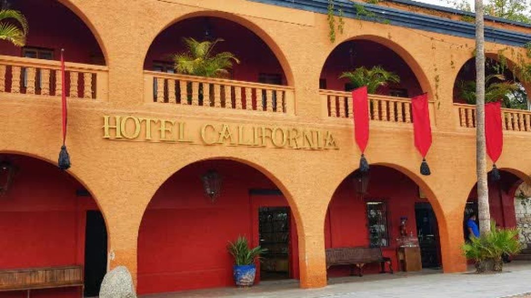THE EAGLES-HOTEL CALIFORNIA AND ITALIAN VERSION