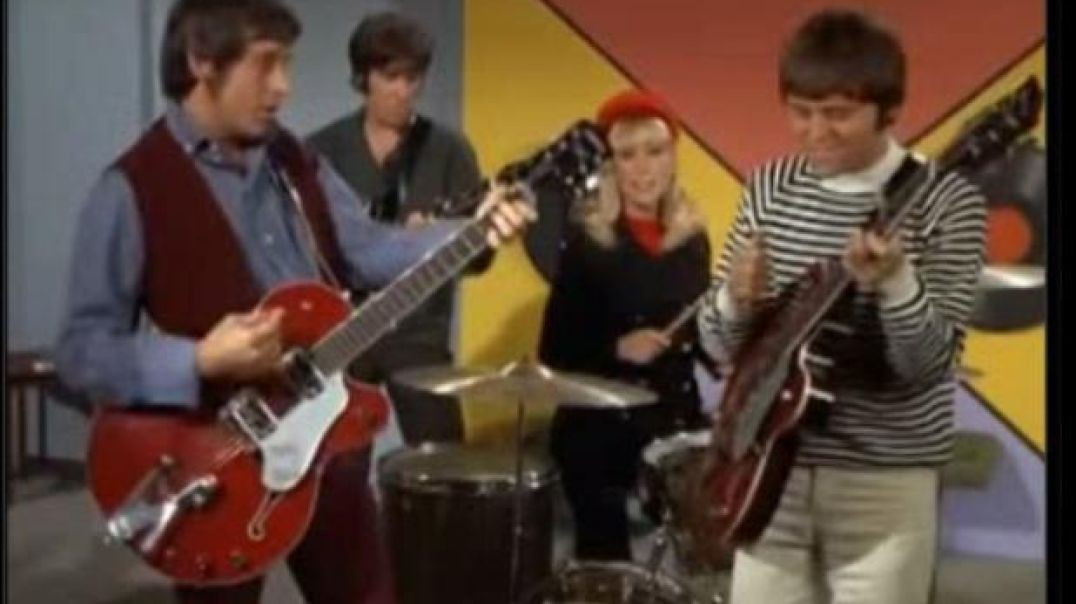 TOMMY BOYCE AND BOBBY HART-I WONDER WHAT SHE`S DOING TONIGHT