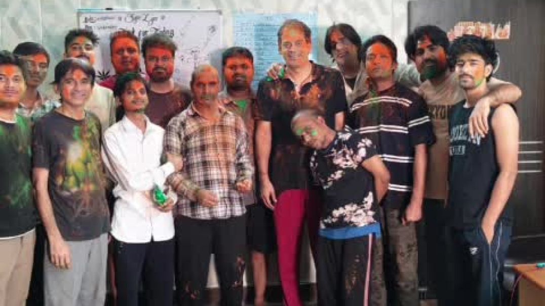 Zindagi ko nasha nahi, ek nayi shuruaat chahiye.