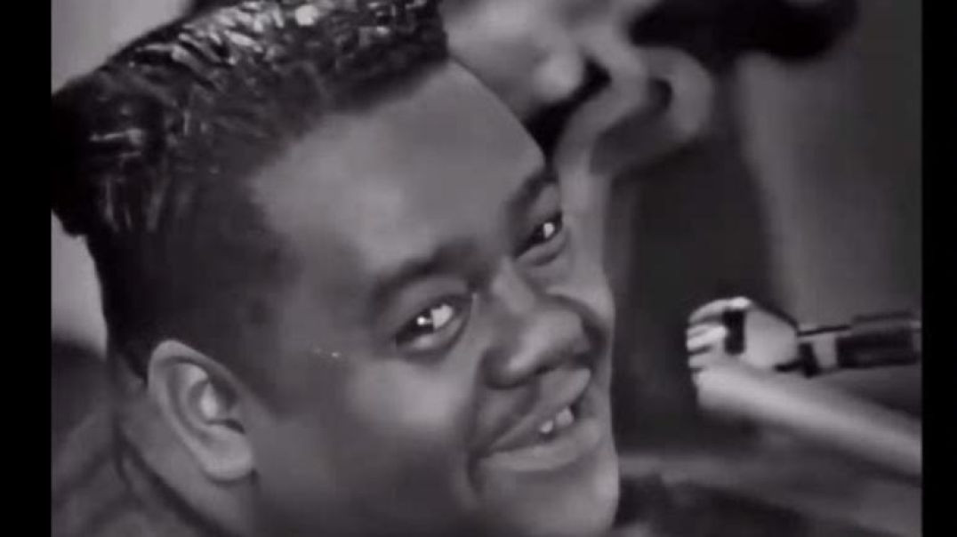 FATS DOMINO-BLUEBERRY HILL-(1956)