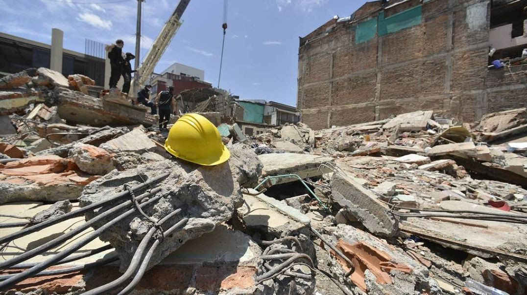 DEATH TOLL RISES in Colombia EARTHQUAKE to At Least 281, with 379 People Missing and 3,971 Injured