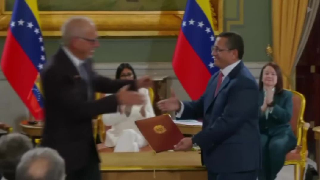 U.S. Energy Secretary Wright Finalizes Oil Agreements with Interim Venezuelan President and Official